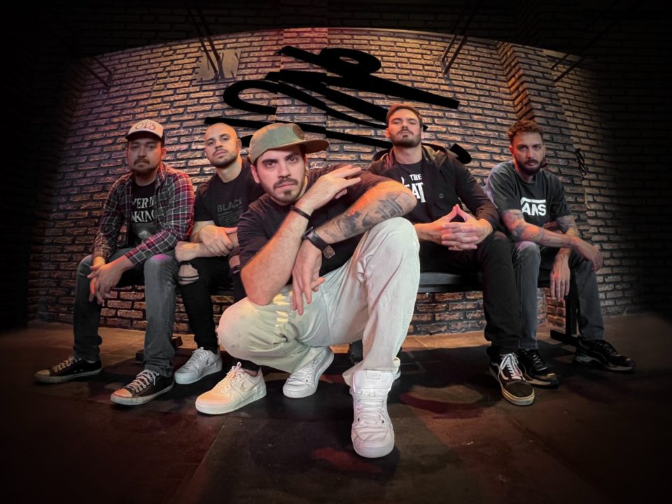 10 anos sem Chorão: banda da região mantém legado de vocalista do Charlie Brown Jr