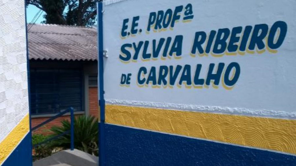 Pânico em escola de cidade vizinha: aluna de 13 anos é flagrada com tesoura e confessa intenção de ataque