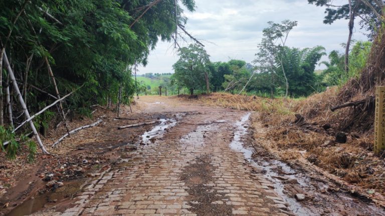 Homem é encontrado morto dentro de córrego da região