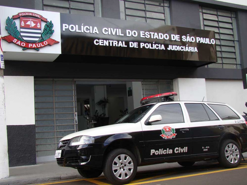 Adolescente leva canivete para escola e causa tumulto em cidade vizinha