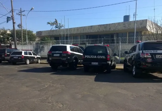 Polícia Civil prende homem condenado por roubo a padaria em Garça