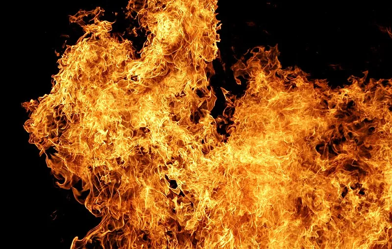 Mulher é condenada por incendiar casa do ex-companheiro na região
