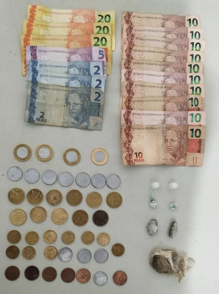 Homem é preso pela PM por suspeita de tráfico na Araceli
