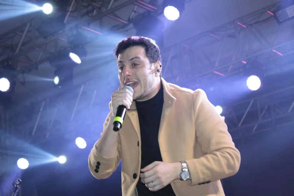Danilo Camilo abre nesta sexta o Arraiá do Adrianita