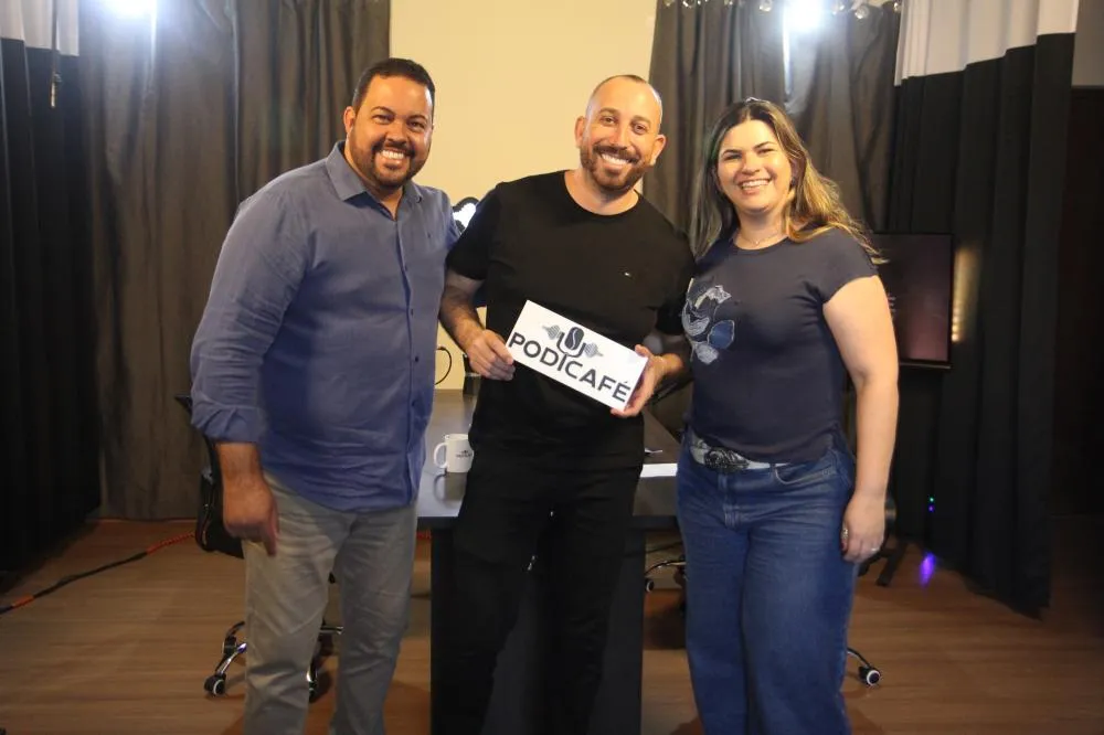Fábio Dias, Adriano e Mariane Peres