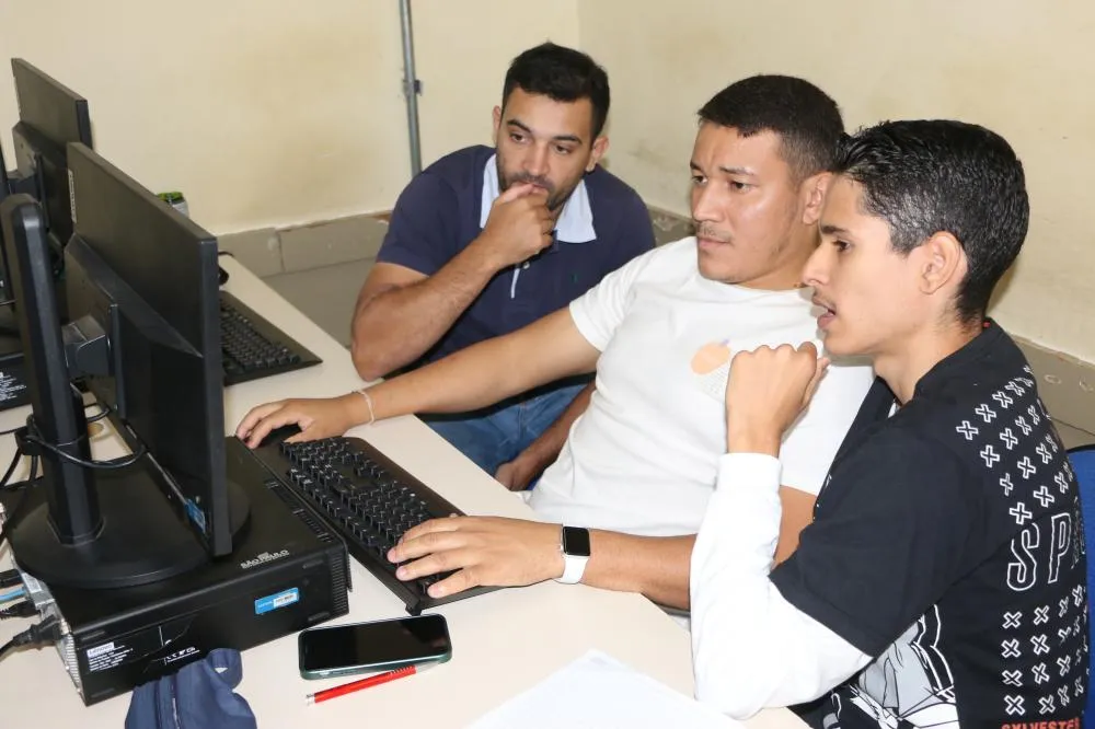 Alunos do curso de Análise e Desenvolvimento de Sistemas 