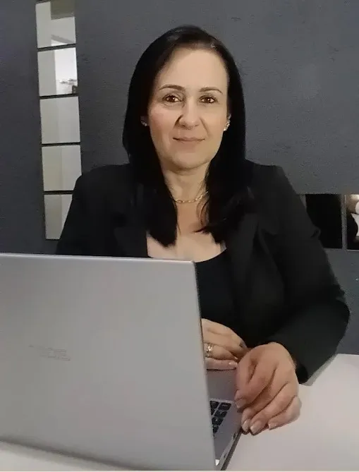 Claudia Angelo, gerente geral da ACIG.