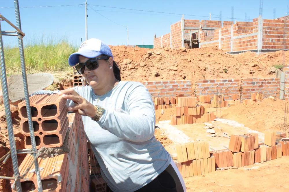 Fernanda participa de todas as etapas da construção. 