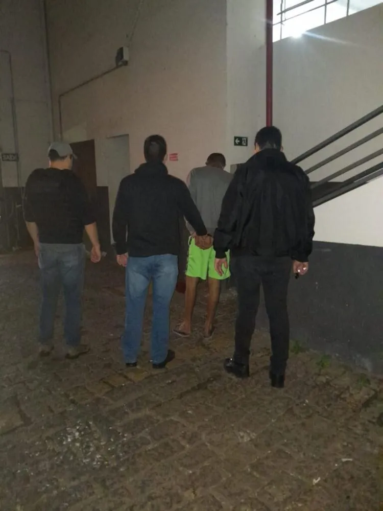 Horror na região: homem é preso acusado de abusar de criança de 2 anos