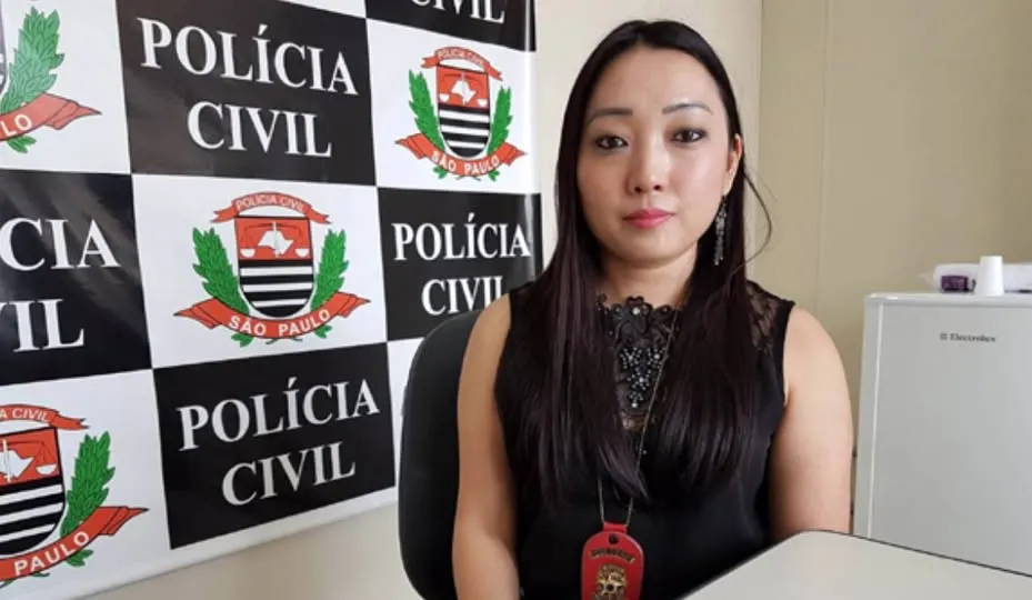 Delegda Renata Ono comanda as investigações, 