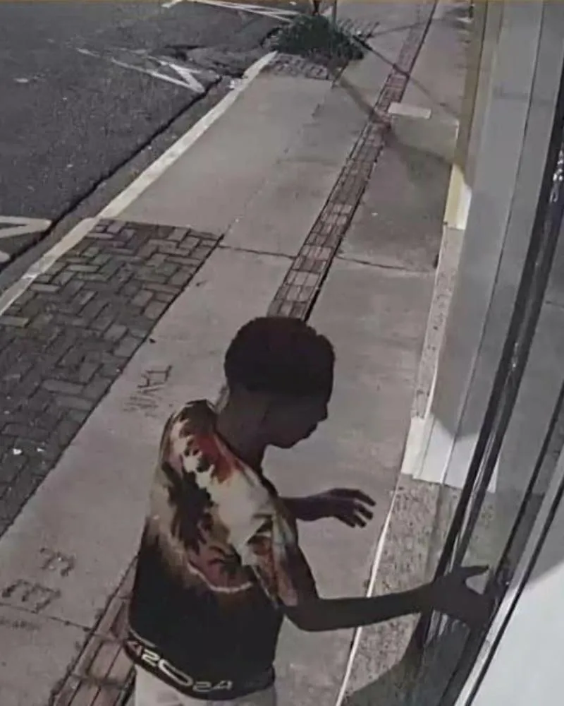 Homem confessa furto a loja de roupas infantis após abordagem no Centro de Garça