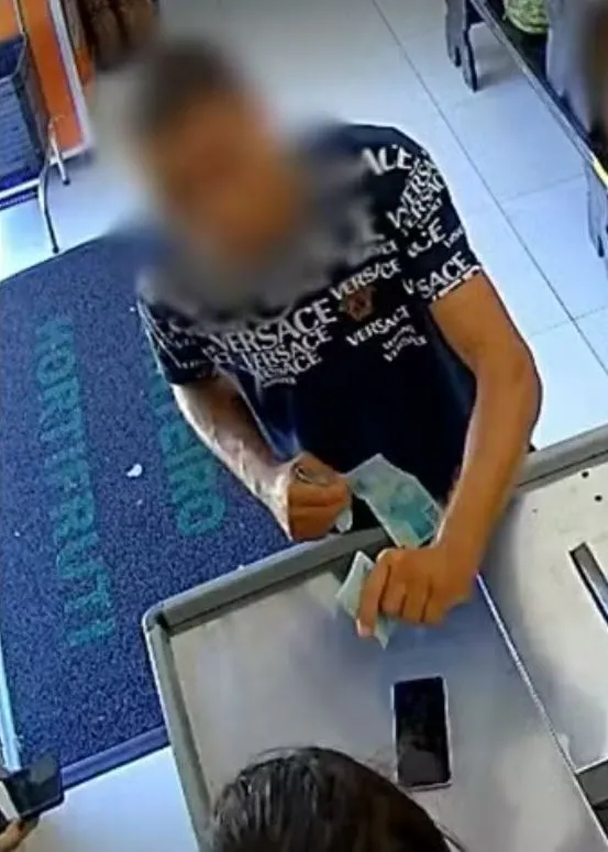 Na região: homem furta celular em quitanda, volta minutos depois, devolve e paga R$ 200 alegando “empréstimo”