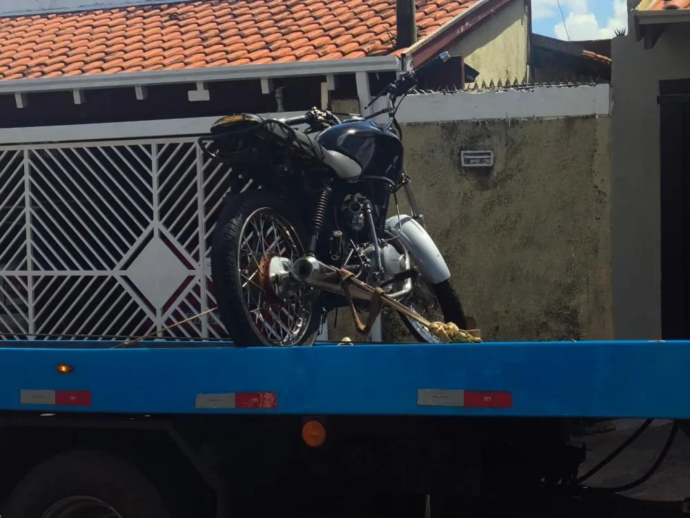 Adolescente tenta fugir da PM e é detido com veículo adulterado no Jardim dos Eucaliptos