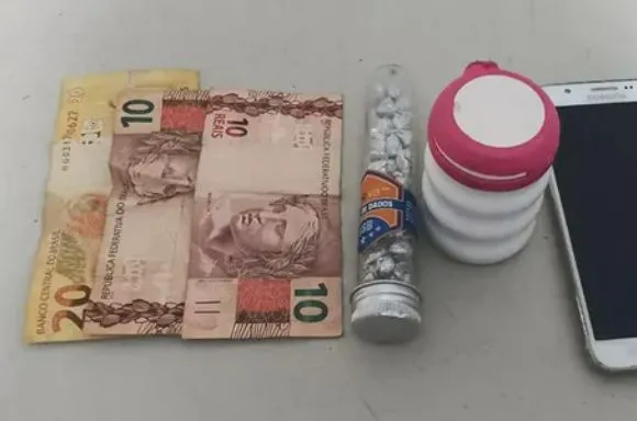 Operação contra o tráfico termina com prisão e apreensão de drogas em Gália
