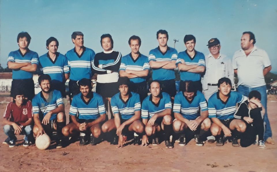 Equipe da Sapataria Santo Antônio de 1986. 