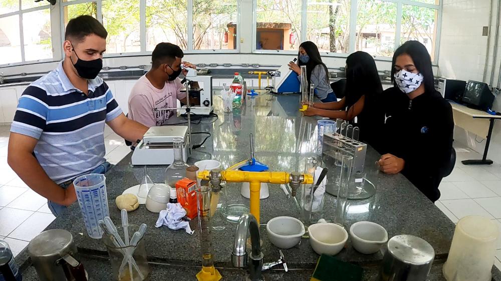 Curso de Química da Escola Agrícola tem vagas remanescentes 